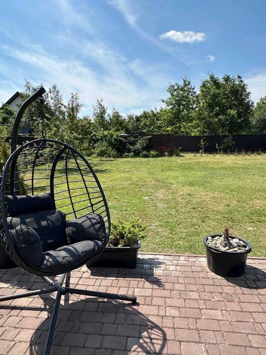 Просторий будинок 190 м² на 12 сотках у тихій зеленій локації