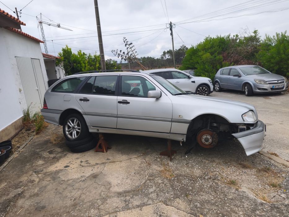 Mercedes benz c220 s202