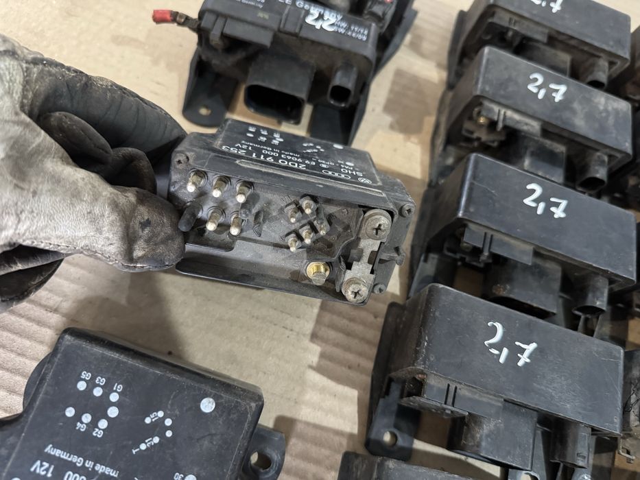 Реле свечей накала свічок Sprinter 2.2 2.7CDI 96-06р LT35 2.5TDI