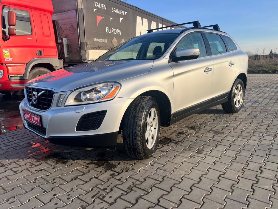Автомобіль Вольво Volvo XC60 2010