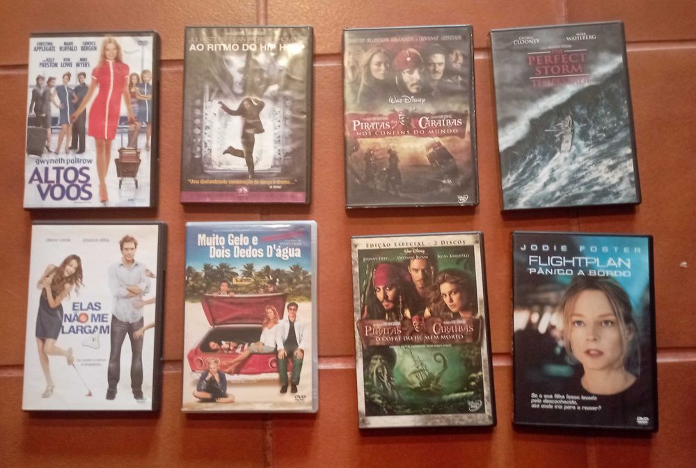 Dvds  na compra de 4 ofereco 1 ou os portes de envio