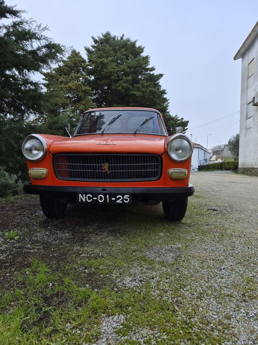 Peugeot 404 caixa aberta