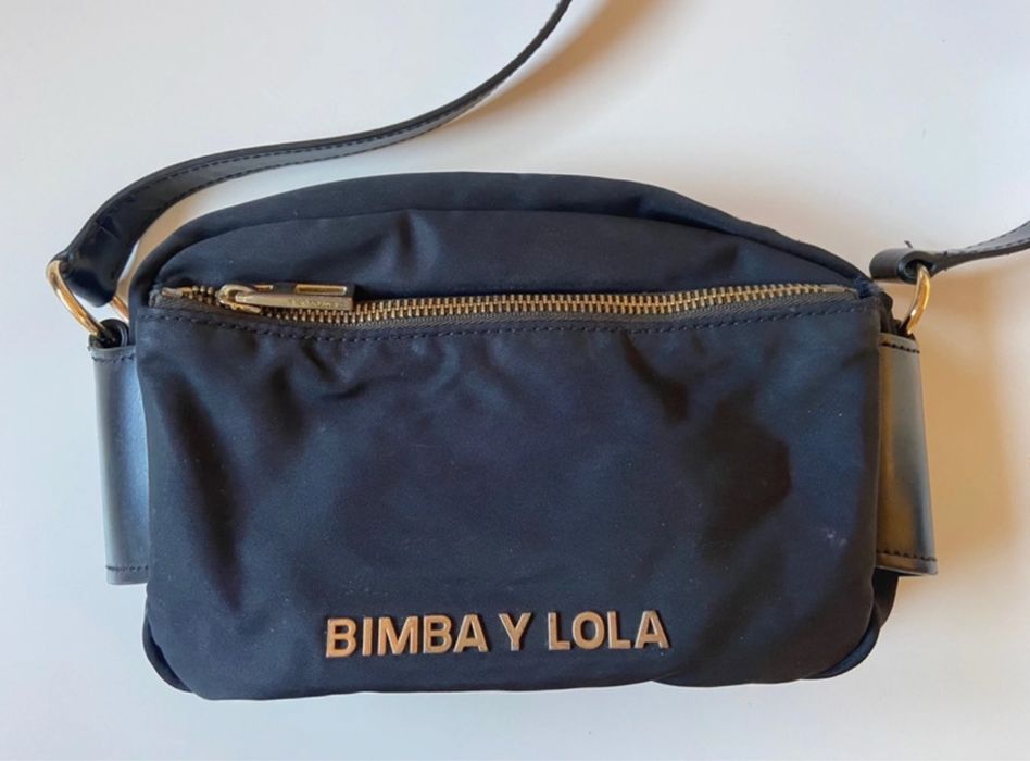 Mala tiracolo preta Bimba y Lola