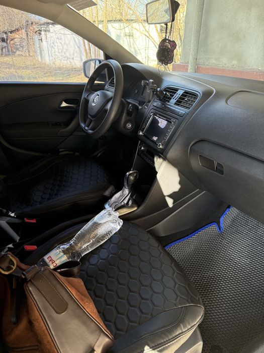 Volkswagen polo 1.4 V поколения 2017 року