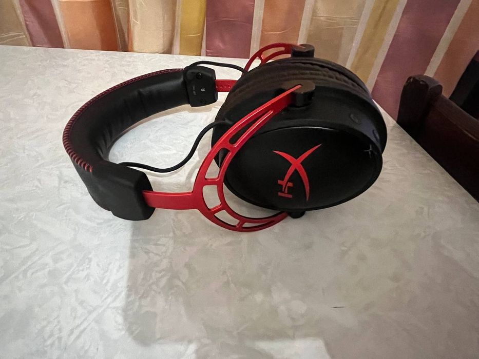 Беспроводные наушники Hyper-X Cloud Alpha Whireless