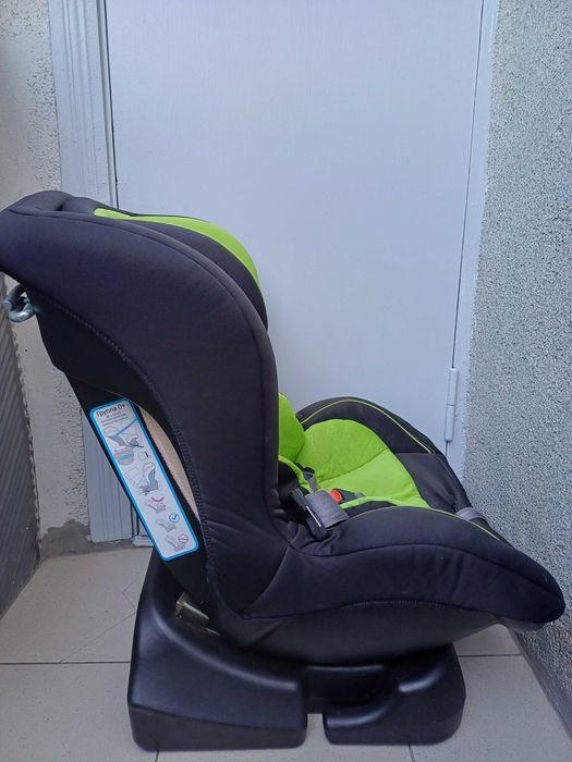 Автокрісло дитяче