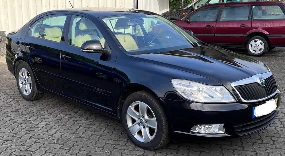Škoda Octavia II 1.6 TDI 105 CV – 2011 – Económico e Fiável