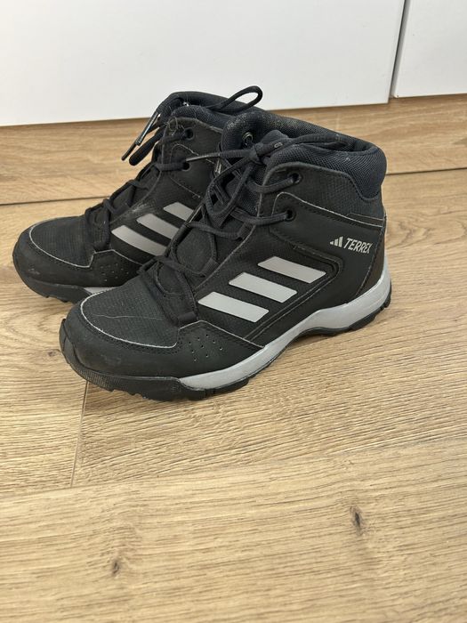 Ботинки adidas terrex