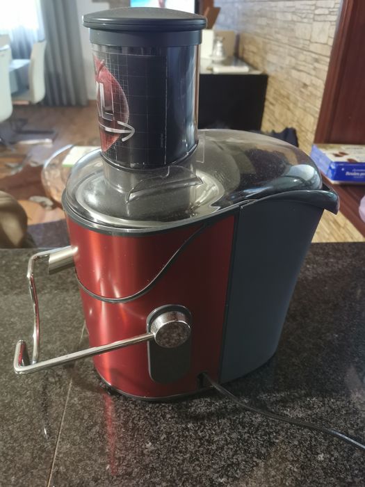 Centrifugadora Moulinex Nutri XXL para fazer sumos