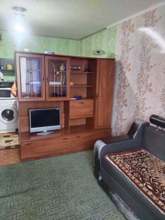 Здається кімната в районі Луначарського
