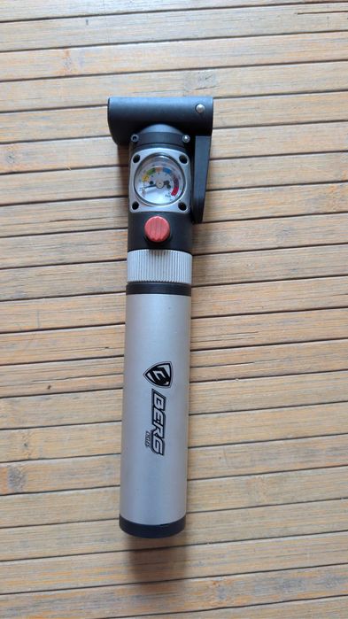 Mini Bomba de Ar para Bicicleta