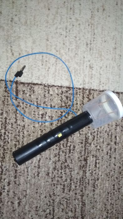 Флокатор для висадки статичної трави на діорамах