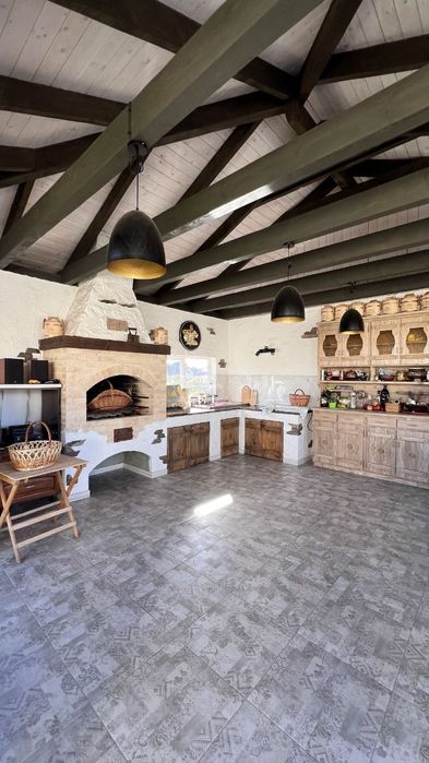 Продаж БУДИНКУ, Щасливе