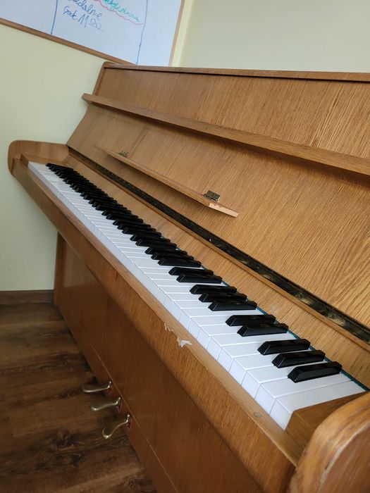Sprzedam Pianino Calisia