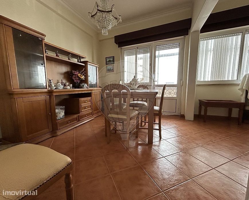 Apartamento T1 para venda — Queluz E Belas, Lisboa