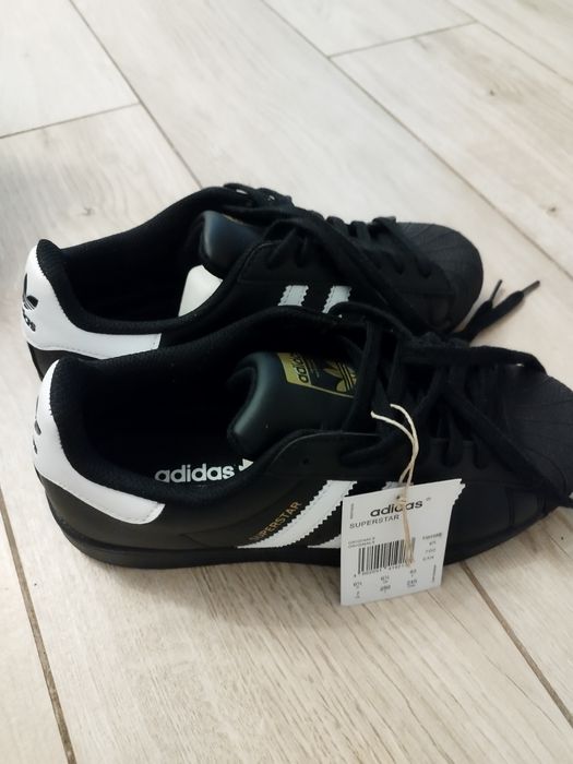 Adidas superstar