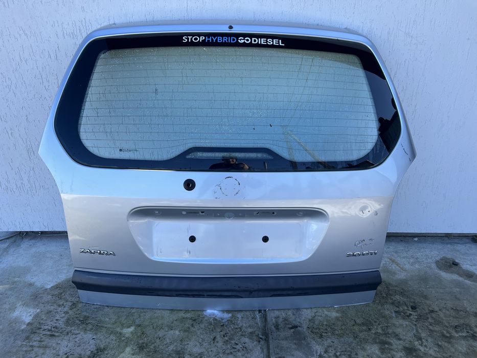Задня ляда, кляпа, кришка багажника Опель Зафіра а. Opel Zafira A Z157