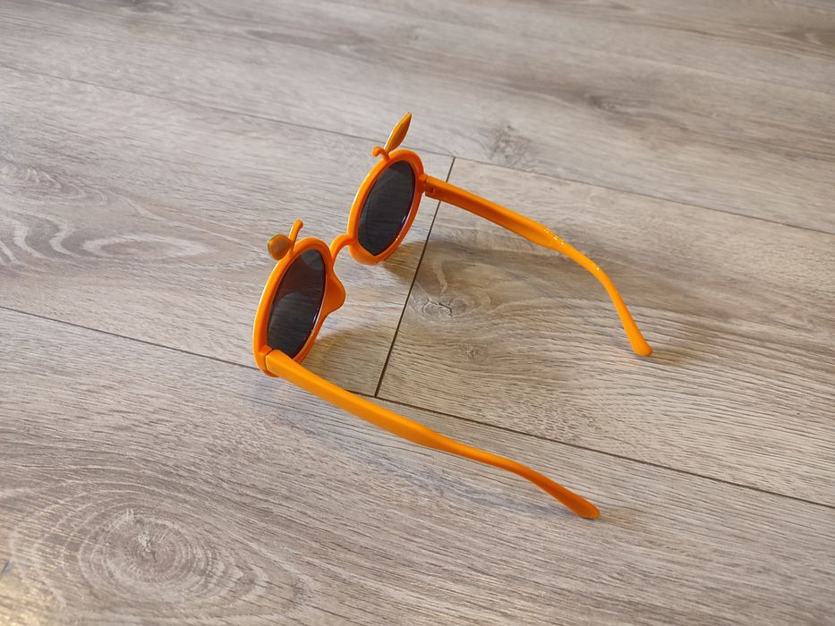 Nowe okulary przeciwsłoneczne Pomarańcze