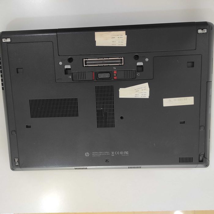 portátil HP 6460b c/ ecran partido