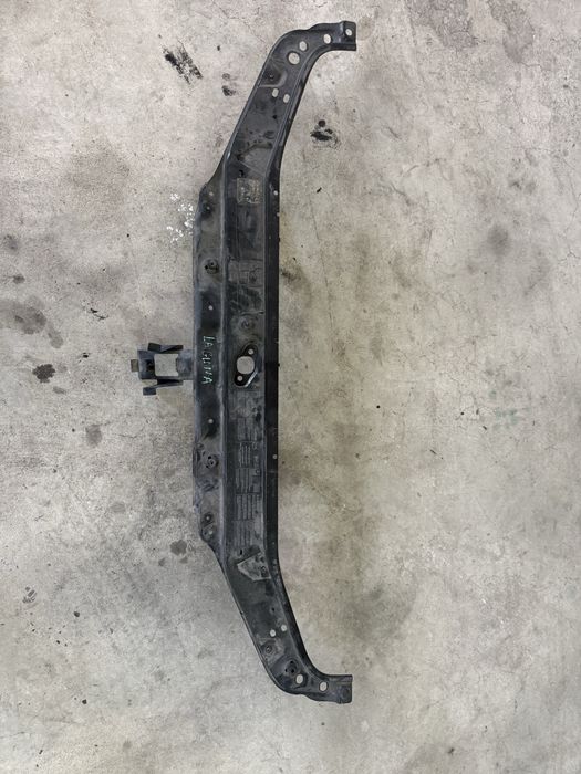 Travessa Superior Frontal / Frente de Fibra - Renault Laguna 2