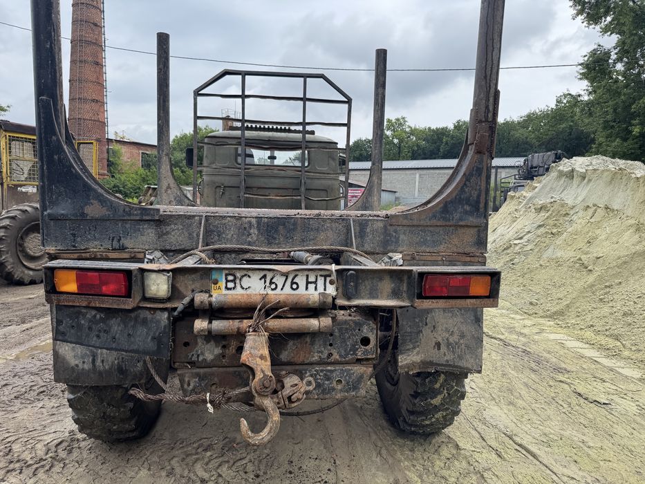 Урал 43202 лісовоз