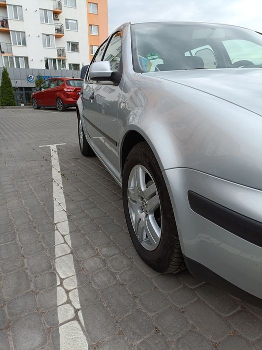 Продам VW Golf 4. 1,4. 2002р