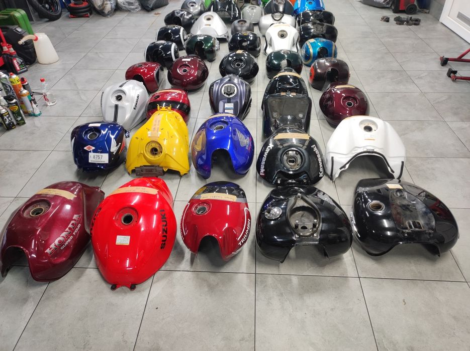 Баки Yamaha Suzuki Kawasaki Honda Triumph Ktm