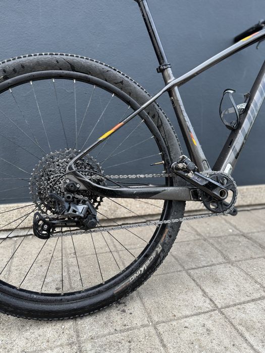 Bicicleta Btt carbono Roda 29