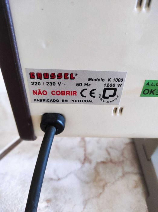 Aquecedor Elétrico - Crussel K1000. (1200 W)
