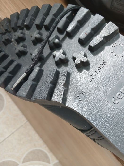 Buty wojskowe czarne nowe