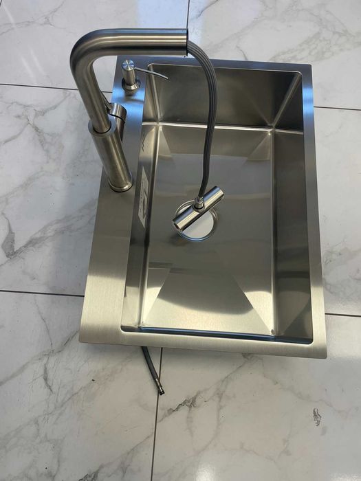 Кухонная мойка Luminex 6545 см и смеситель  с выдвижным изливом, Lidz