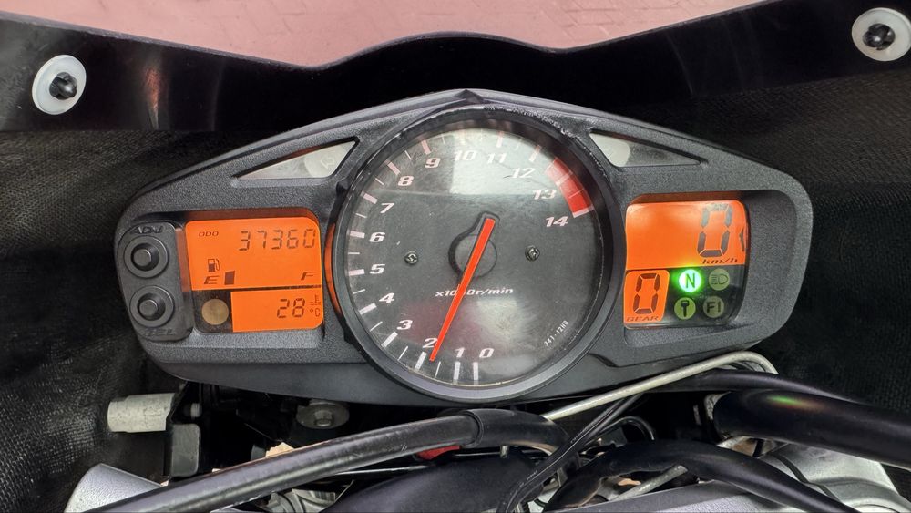 Suzuki GSR400 Сузуки з Японії