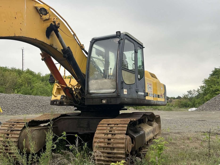 Продам гусеничный экскаватор Furukawa 745 ll LS 2002 г