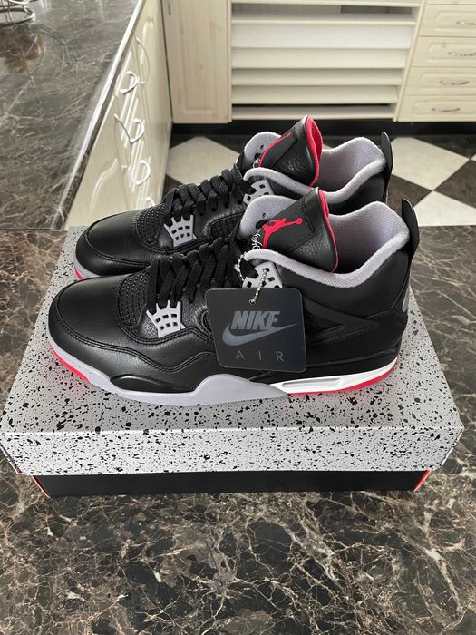 Nike Air Jordan Retro IV Bred Reimagined rozmiar 44.5 EU