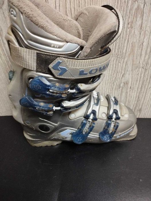 Черевики гірськолижні Lowa