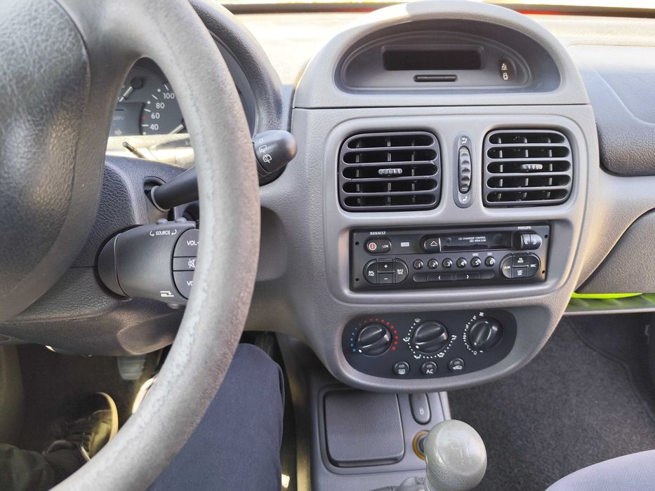Renault Clio 99 Gasolina