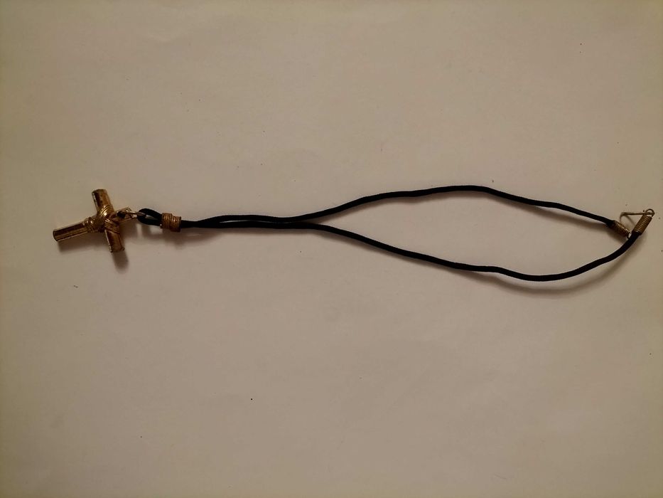 Krzyżyk metalowy