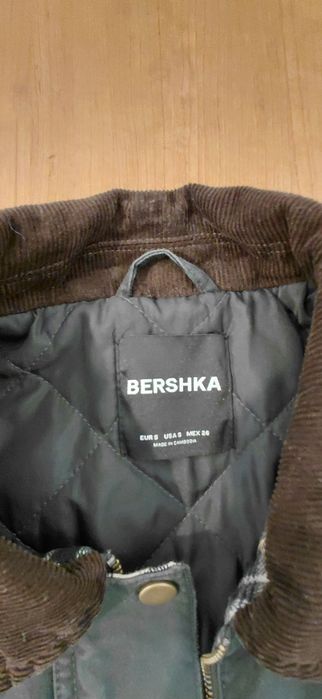Casaco Bershka como novo