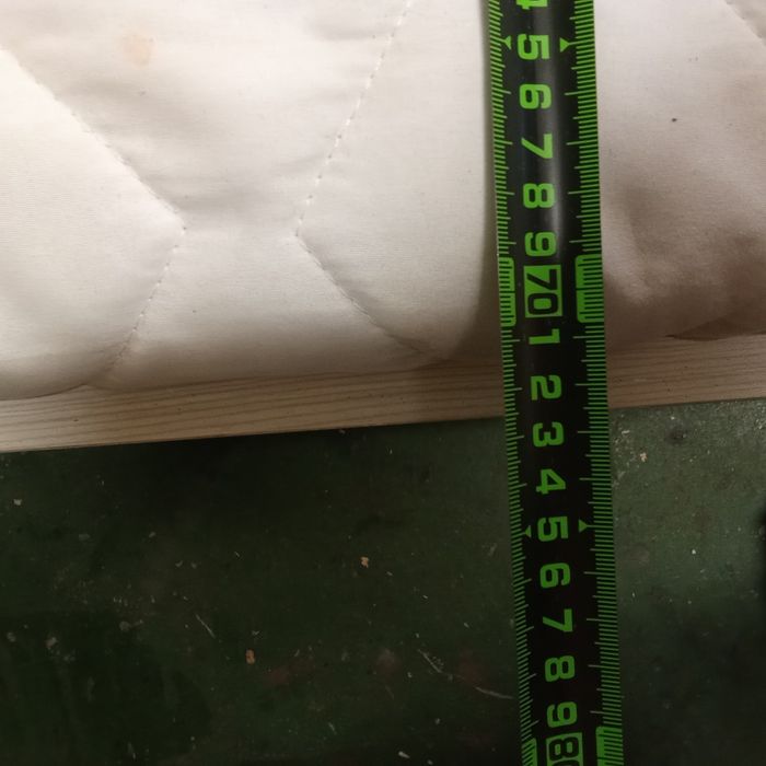 Łóżko wraz z materacem 140