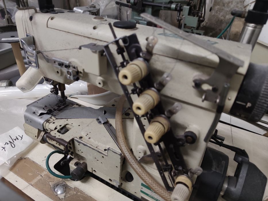 Lote máquinas confeção / costura