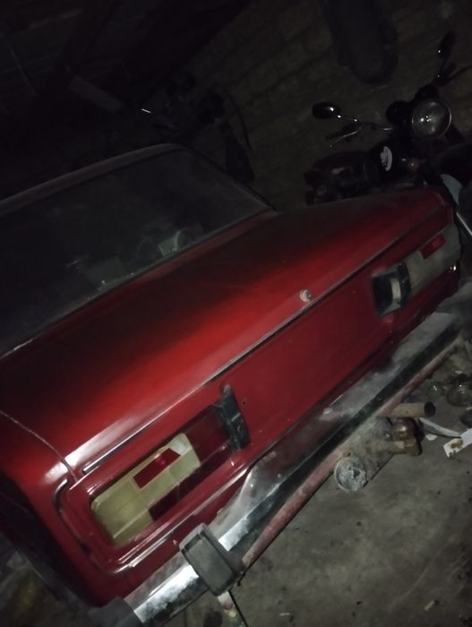 Продам ваз 2103  1.6