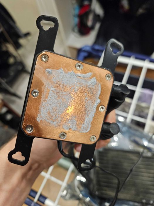 Старі комплектуючі комп'ютера DDR3 16gb, GT740, AMD Phenom X4 975 BE