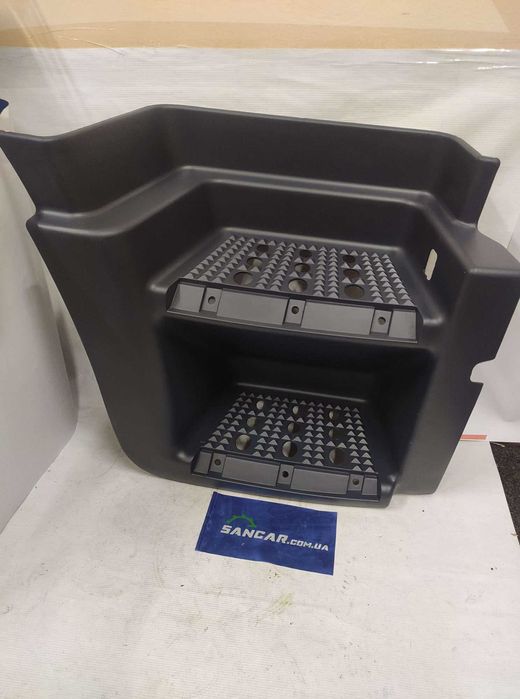 Ступенька кабіни на Даф Ман Івеко Сканія Мерседес Атего: 1 900 грн ...