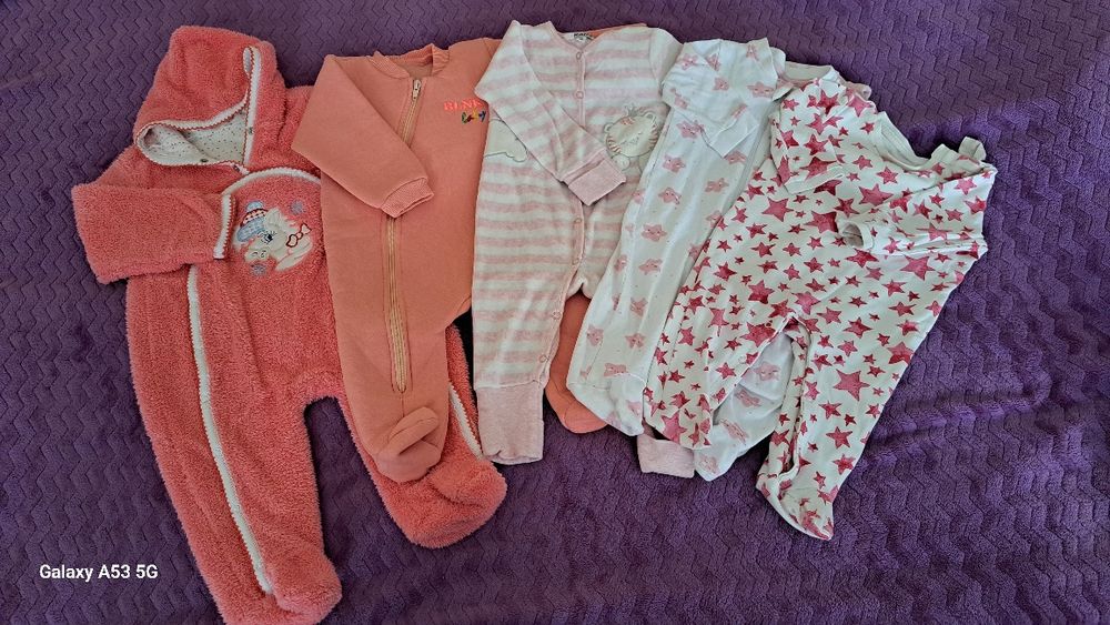 Одяг для дівчинка