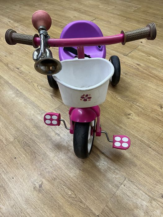 Triciclo Chicco com pega