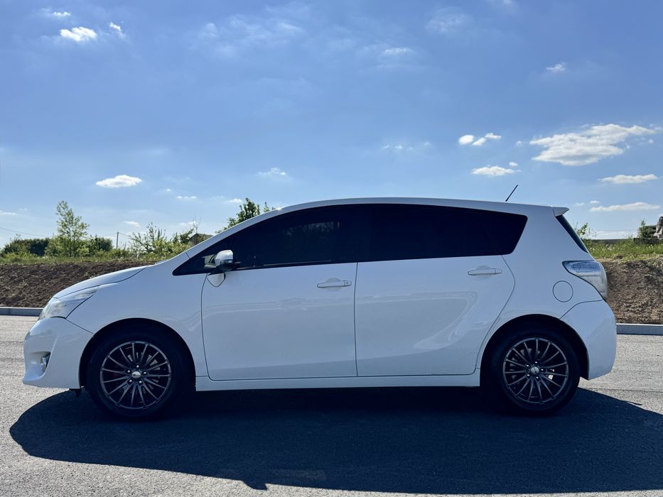 Продам Toyota Verso 2013 (Рестайлінг) — 2.0 Дизель, 1 власник в Україні!