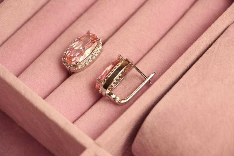 Набор кольцо, серьги, подвеска с розовыми фианитами размер 16 17