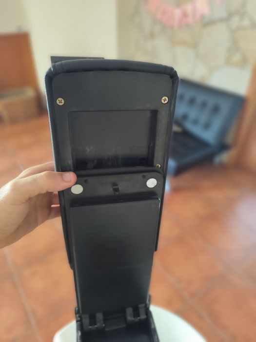 Apoio braços Peugeot 2008/208