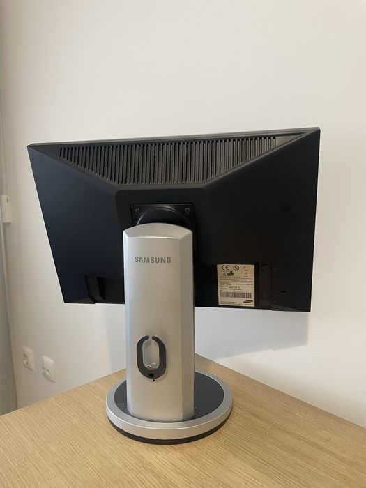 Samsung syncmaster 940bw