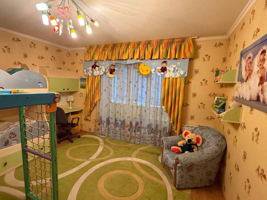 Люкс в оренду  Чабани/Теремки Центр біля озера